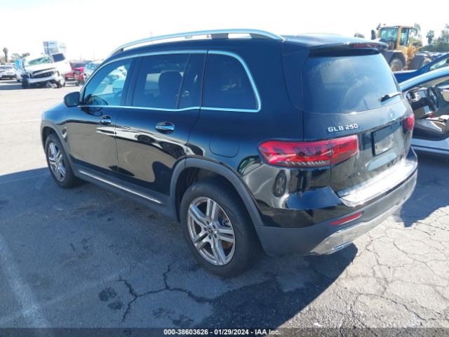 W1N4M4GB4MW153867 Mercedes-Benz GLB 250
