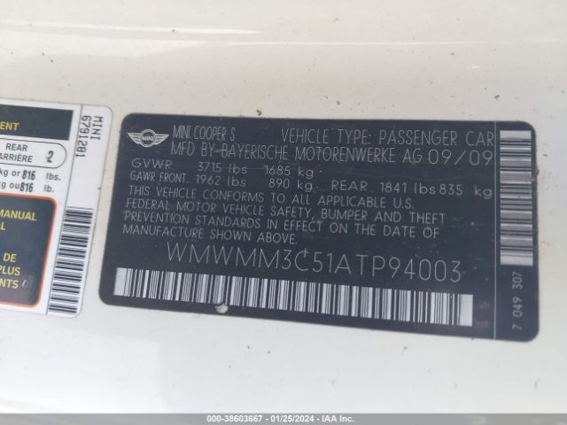 2010 MINI COOPER S CLUBMAN WMWMM3C51ATP94003 Photo 8