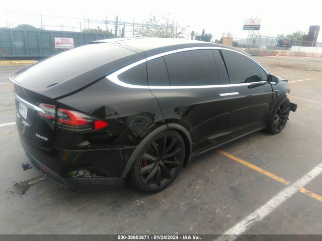 Tesla Model X P100d/performance 2019 5YJXCDE45KF186499 Image 4