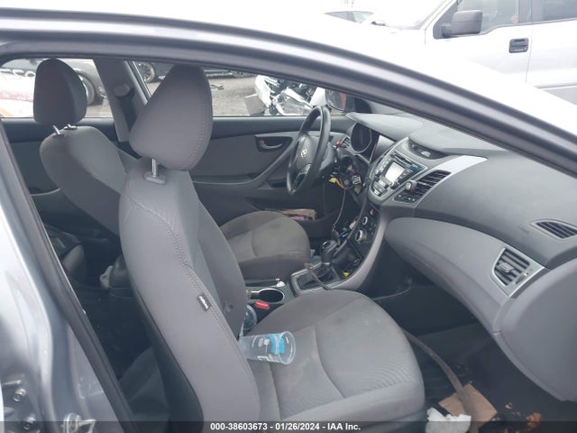 2016 HYUNDAI ELANTRA SE VIN: 5NPDH4AE4GH778360