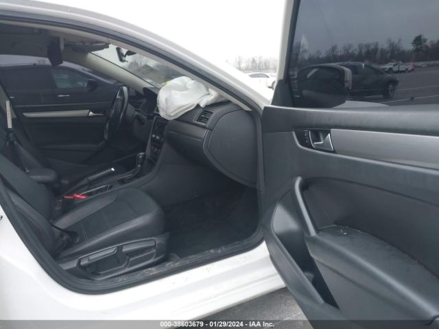 1VWBV7A34FC071685 Volkswagen Passat 2.0l Tdi Se