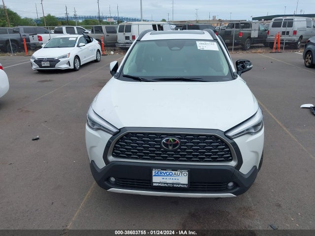 Toyota Corolla Cross Xle 2023 7MUDAAAG9PV065295 Image 13