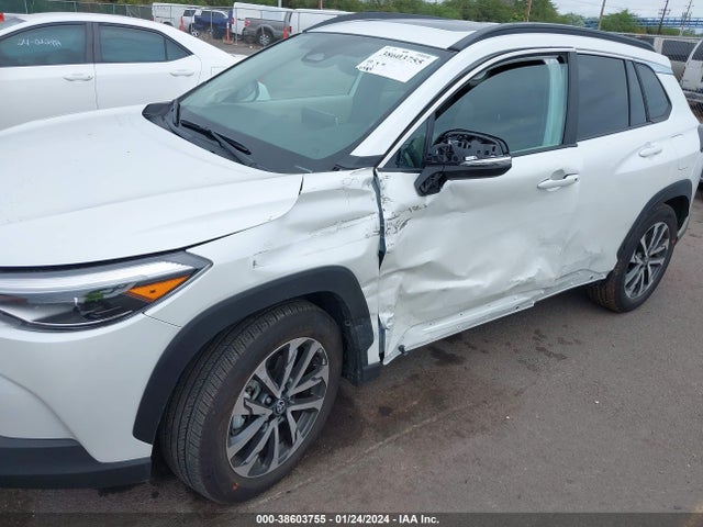 Toyota Corolla Cross Xle 2023 7MUDAAAG9PV065295 Image 6