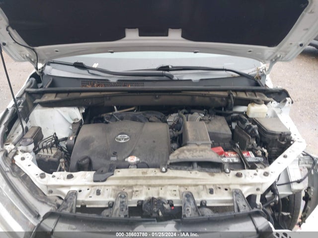 Toyota Highlander Se/xle 2018 5TDKZRFH3JS545642 Image 10