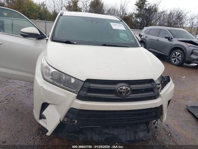 Toyota Highlander Se/xle 2018 5TDKZRFH3JS545642 Image 12