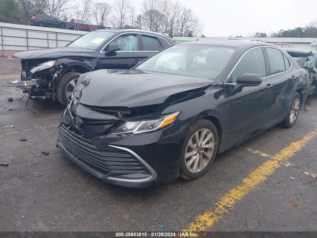 Toyota CAMRY LE 2022 4T1C11AK3NU648640 Image 2