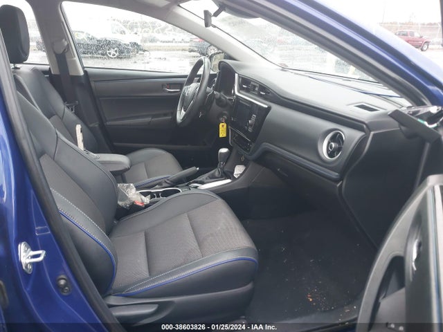 38603826 :رقم المزاد ، 2T1BURHE2KC235140 vin ، 2019 Toyota Corolla Se مزاد بيع