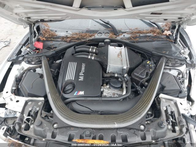 WBS3R9C54FK333032 BMW M4