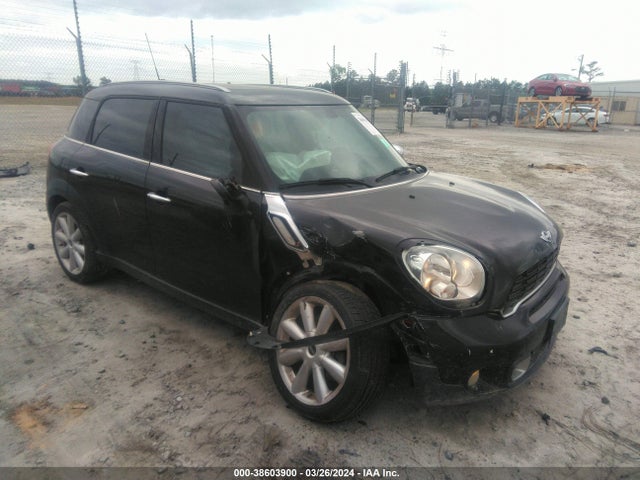 2014 MINI COUNTRYMAN WMWZC3C5XEWP29129 Photo 0