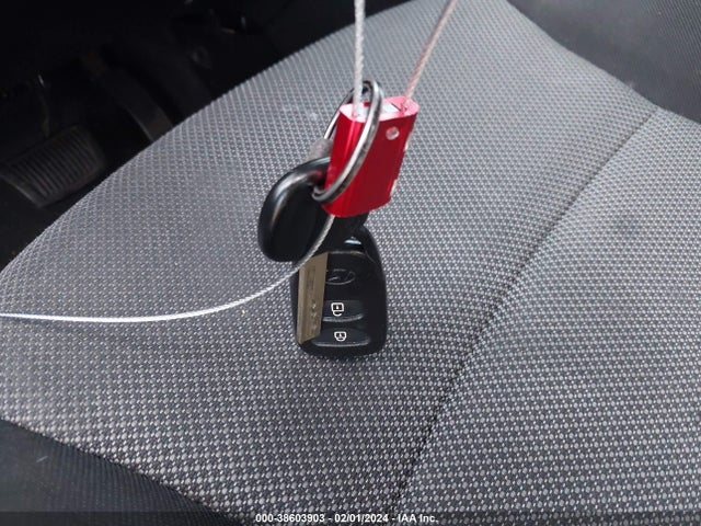2013 HYUNDAI ACCENT GS VIN: KMHCT5AE8DU107125