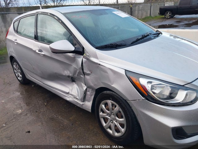 2013 HYUNDAI ACCENT GS VIN: KMHCT5AE8DU107125