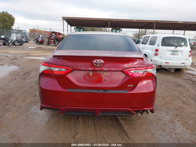 Toyota CAMRY SE 2018 4T1B11HK2JU561405 Image 17