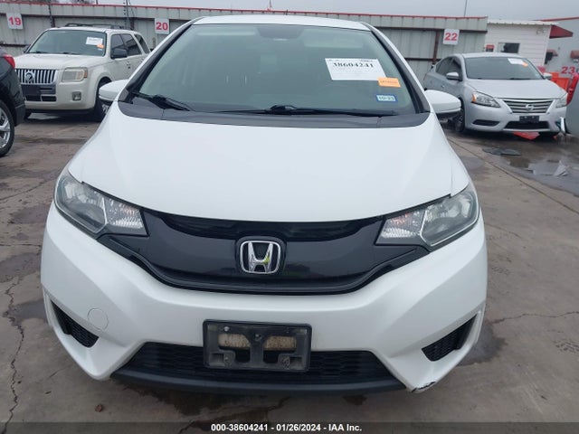 Honda FIT LX 2016 JHMGK5H54GS006967 Image 12