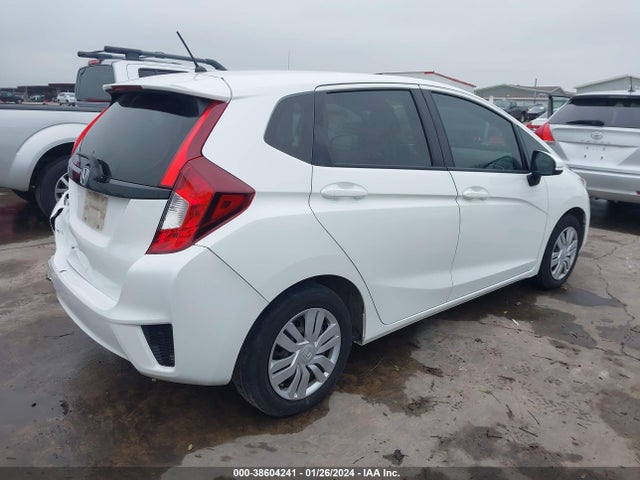 Honda FIT LX 2016 JHMGK5H54GS006967 Image 4