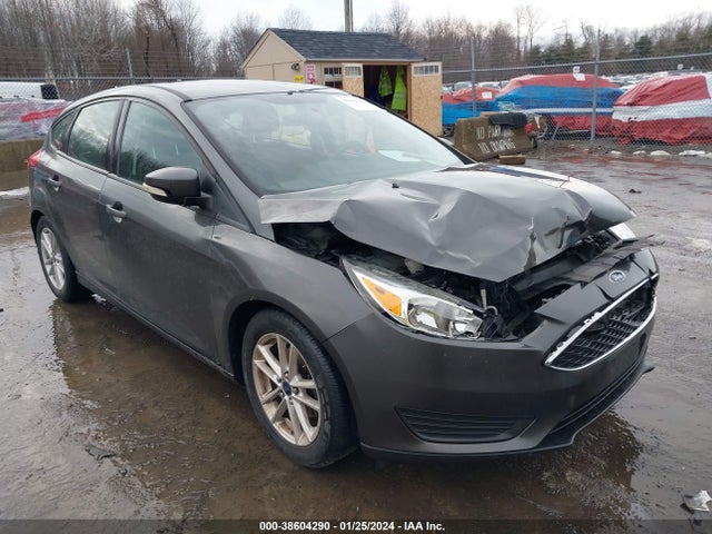 2016 FORD FOCUS SE VIN: 1FADP3K29GL375557