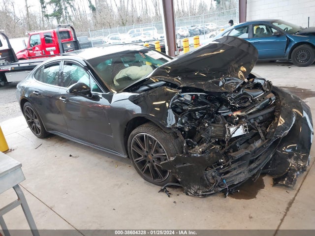 2018 PORSCHE PANAMERA WP0AB2A78JL136429 Photo 0