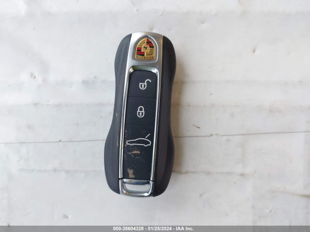 2018 PORSCHE PANAMERA WP0AB2A78JL136429 Photo 10