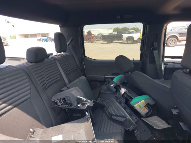1FTFW1E5XPKE48618 Ford F-150 Xl