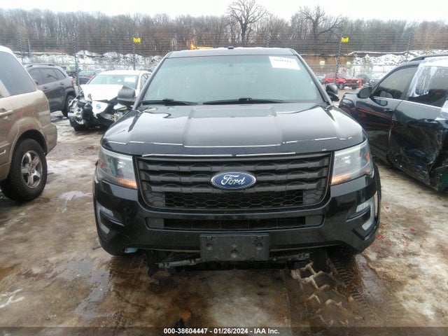 Ford Utility Police Interceptor 2017 1FM5K8ARXHGE14137 Image 12