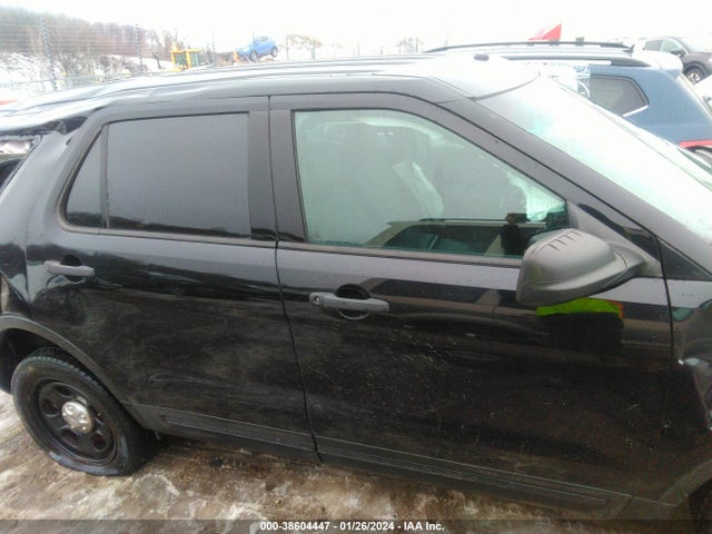 Ford Utility Police Interceptor 2017 1FM5K8ARXHGE14137 Image 13