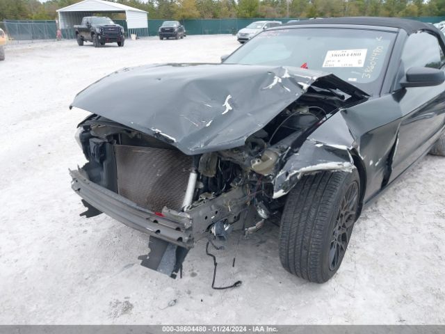 1ZVBP8EM4E5323196 Ford Mustang V6