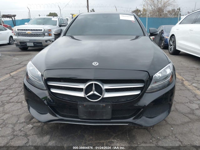 2018 MERCEDES-BENZ C 300 VIN: 55SWF4JB9JU262391