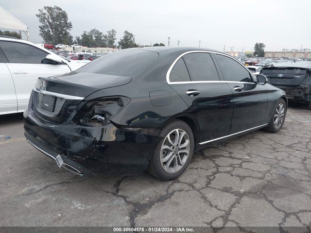 2018 MERCEDES-BENZ C 300 VIN: 55SWF4JB9JU262391