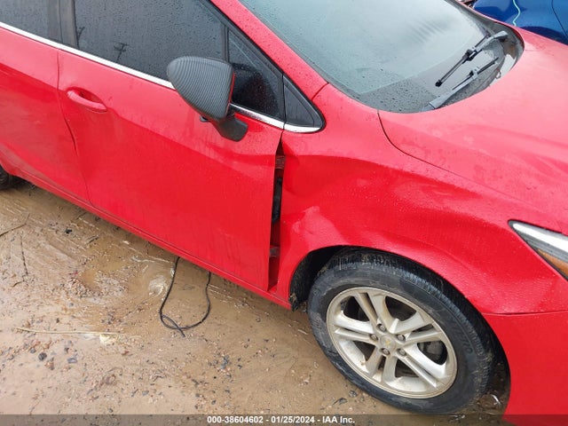 Chevrolet Cruze Lt Auto 2018 1G1BE5SM5J7115301 Image 6