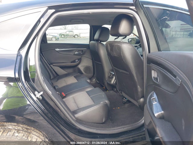 Chevrolet IMPALA 1LT 2018 2G1105S36J9128140 Image 8
