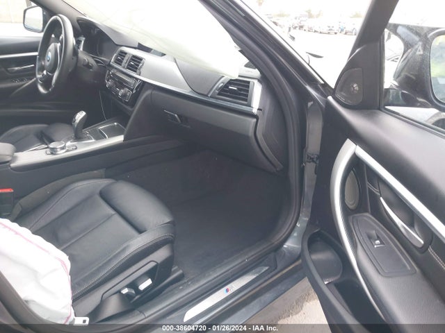 WBA8B3G56JNV01363 BMW 340i