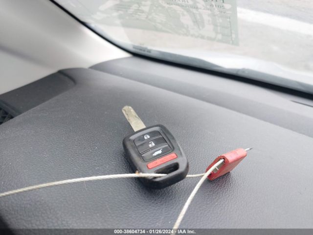 2HKRM3H45GH542857 Honda CR-V SE
