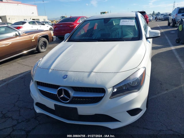 WDDSJ4EB4GN323042 Mercedes-Benz 2016
