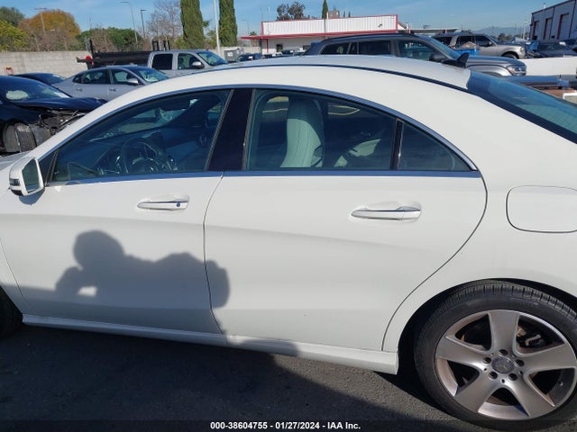 WDDSJ4EB4GN323042 Mercedes-Benz 2016