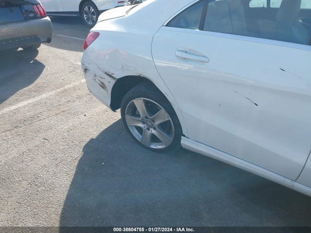 WDDSJ4EB4GN323042 Mercedes-Benz 2016