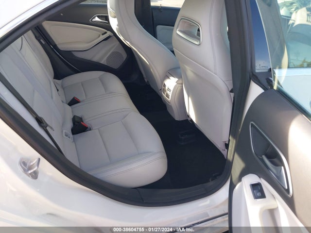 WDDSJ4EB4GN323042 Mercedes-Benz 2016