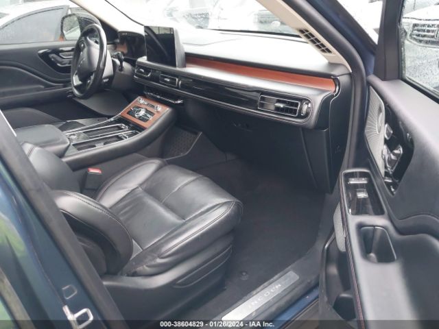 5LM5J7XC4LGL14427 Lincoln Aviator Reserve