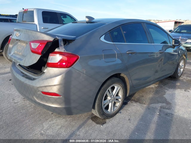 Chevrolet Cruze Lt Auto 2018 1G1BE5SM7J7151569 Image 4