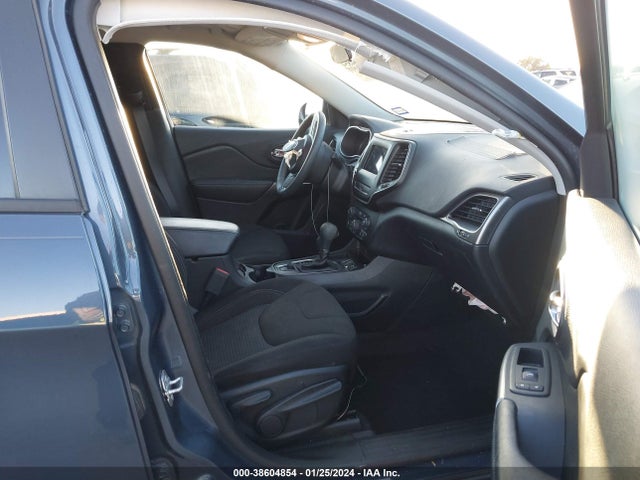 2020 JEEP CHEROKEE LATITUDE FWD VIN: 1C4PJLCB3LD595742