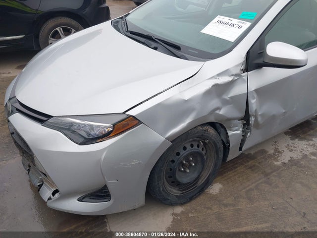 Toyota COROLLA LE 2017 5YFBURHE4HP575835 Image 6