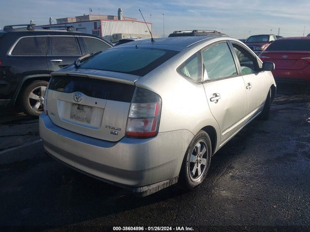 2005 TOYOTA PRIUS VIN: JTDKB20U353007211