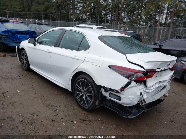 Toyota CAMRY SE 2022 4T1G11AK5NU666848 Image 3