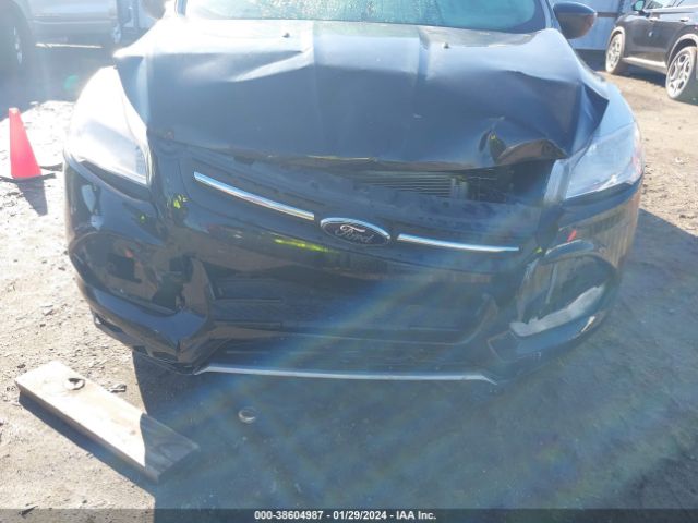 1FMCU0GX5FUB48632 Ford ESCAPE SE