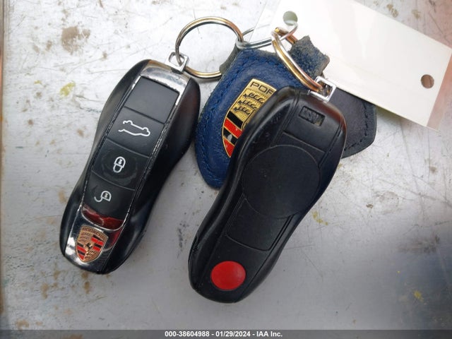 2013 PORSCHE CAYENNE WP1AA2A21DLA07068 Photo 10