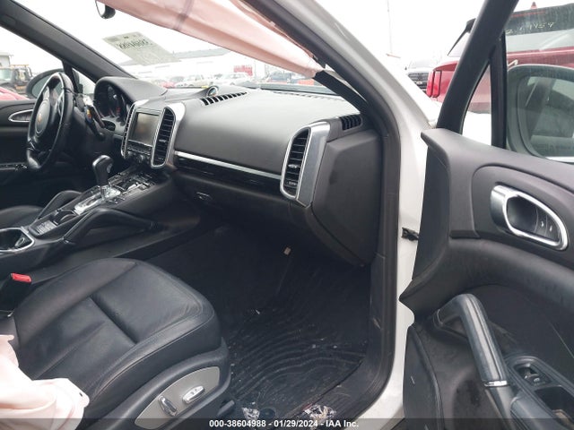 2013 PORSCHE CAYENNE WP1AA2A21DLA07068 Photo 4