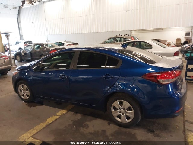KIA FORTE LX 2018 3KPFK4A70JE238933 Image 14