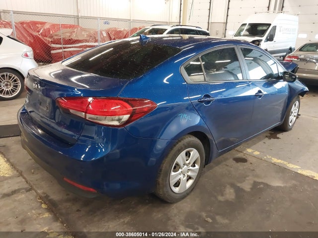 KIA FORTE LX 2018 3KPFK4A70JE238933 Image 4