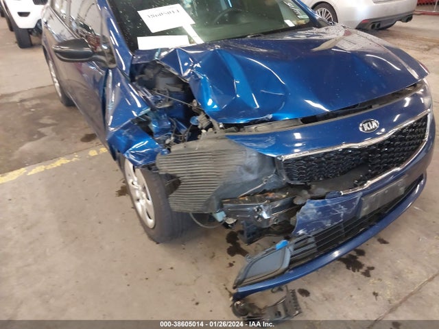 KIA FORTE LX 2018 3KPFK4A70JE238933 Image 6