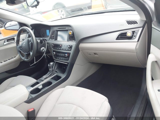 Hyundai SONATA SE 2016 5NPE24AF3GH303619 Image 5