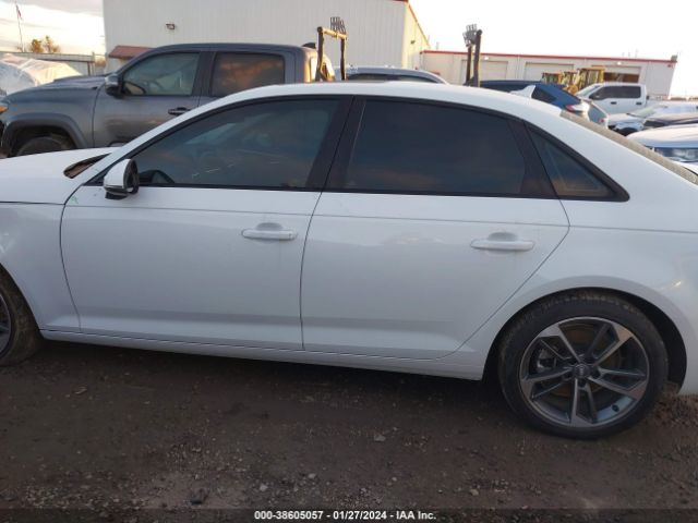 WAUGMAF40KA074189 Audi A4 40 Premium/40 Titanium Premium