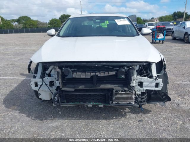 1HGCV3F9XKA004707 Honda Accord Hybrid Touring